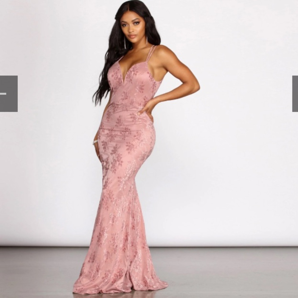 Blush Pink Vintage Style Floral Lace Prom Dress, Size small, Windsor